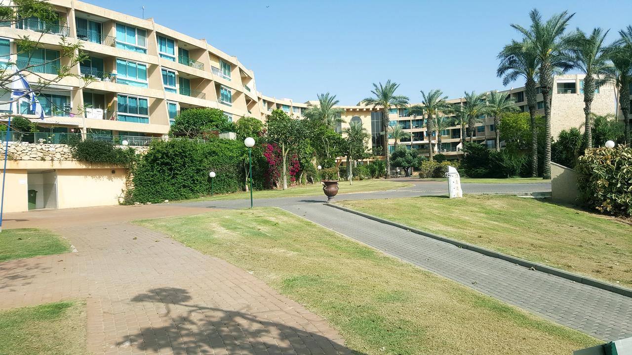 Neot Golf, Ziv'S Place Caesarea Buitenkant foto