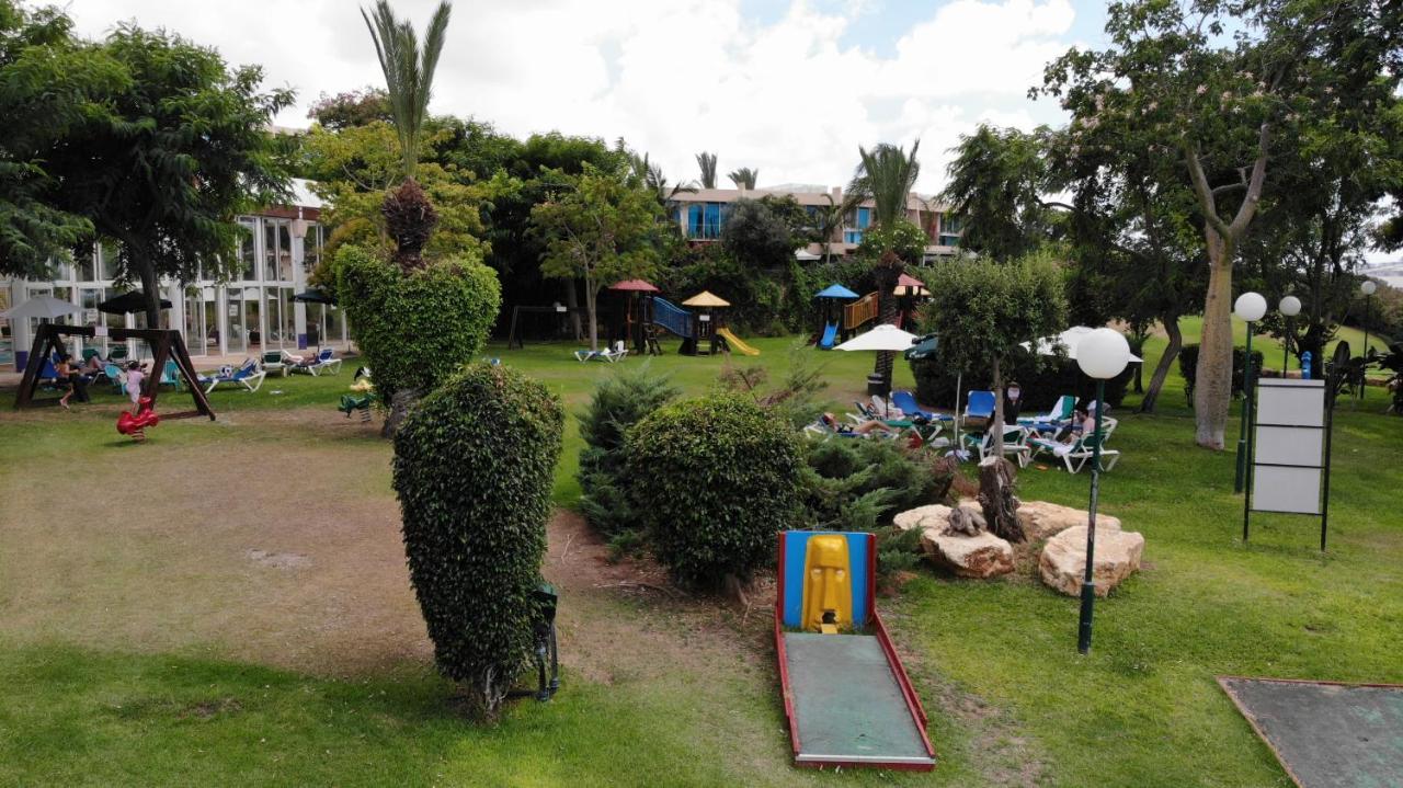 Neot Golf, Ziv'S Place Caesarea Buitenkant foto